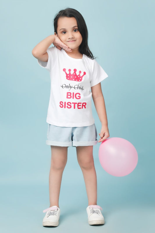 Knitting Doodles Pure cotton Girls' White t-shirt with Cute Big Sister print- White