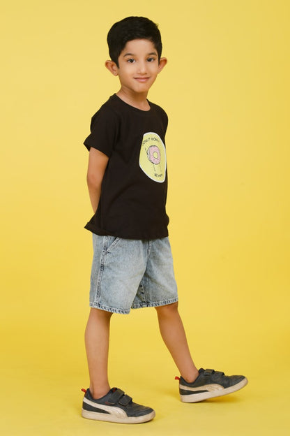 Knitting Doodles Pure cotton Boys' Black t-shirt with Donut Worry print- Black