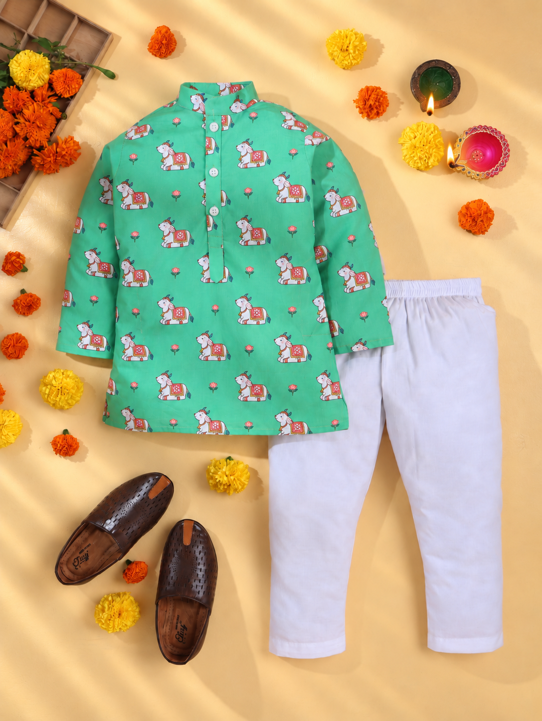 Mint Meadow Cow Kurta Pyjama Set