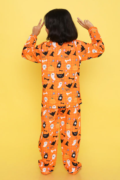 Knitting Doodles Premium cotton Kids' Notched Collar Night suit in cute haloween pumpkin and ghosts Print- Orange