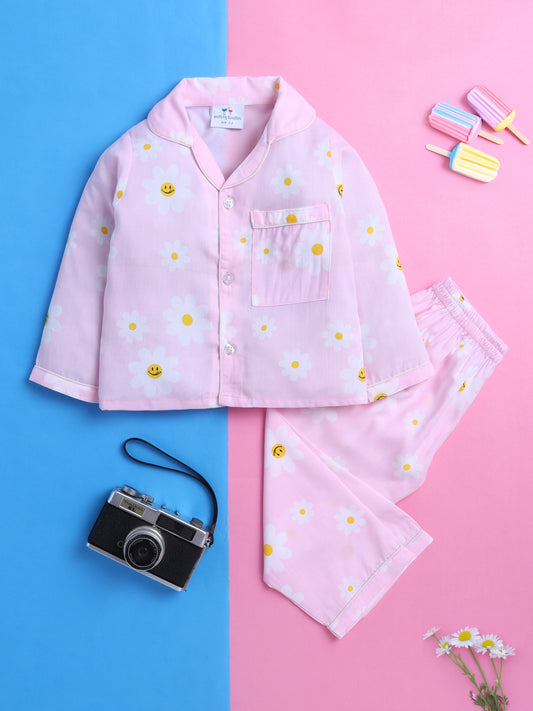 Daisies Printed Nightsuit- Pink