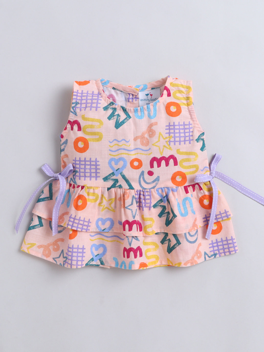 Abstract Doodle Print Coord set with and Pleated Pants- Peach